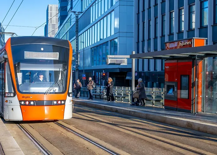 Roomsly - Cozy Hilltop Hideout In Bergen