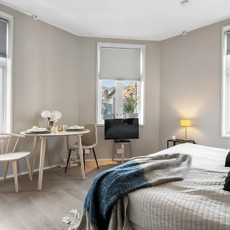 Apartamento Roomsly - Cozy Hilltop Hideout In