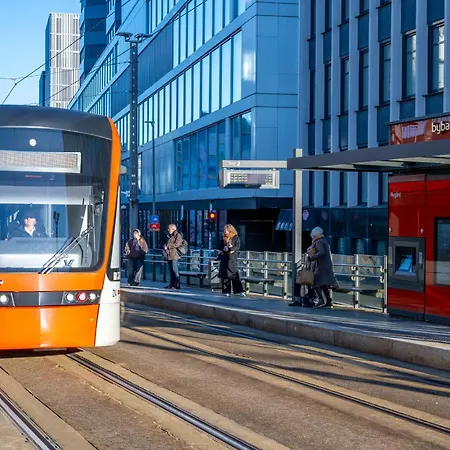 Roomsly - Cozy Hilltop Hideout In Bergen